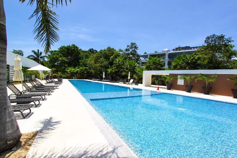 Hotel Nick Price Residences 4*